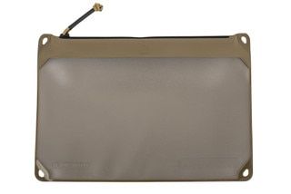 The Large Magpul DAKA Window pouch FDE features a YKK zipper with a 550 paracord pull tab
